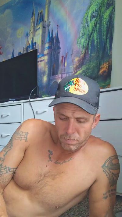 Klarkkent444 live cam on Cam4