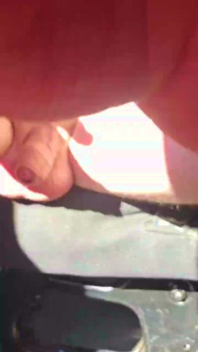 Kleindude live cam on Cam4