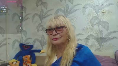 Kleopatra675 live cam on Cam4