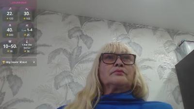 Kleopatra675 live cam on Cam4