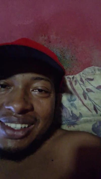 Kletinho live cam on Cam4