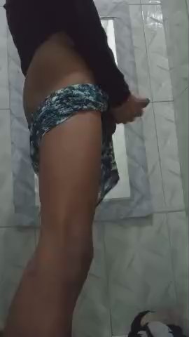 Kleytin021 live cam on Cam4