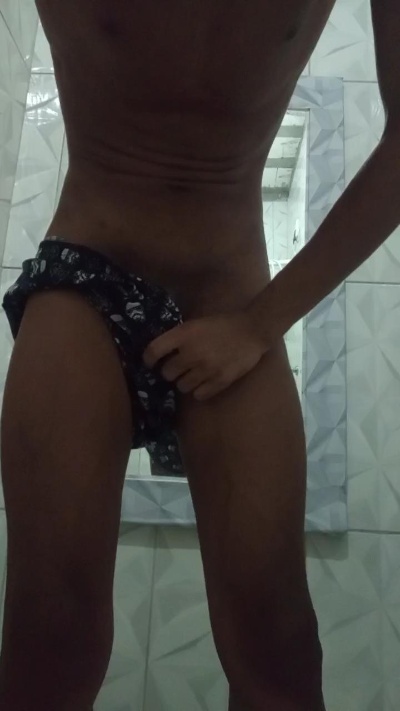 Kleytin021 live cam on Cam4