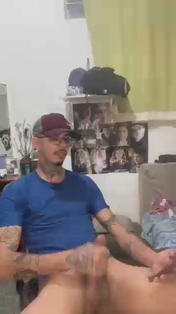 Klinger30 live cam on Cam4