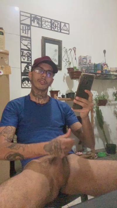 Klinger30 live cam on Cam4