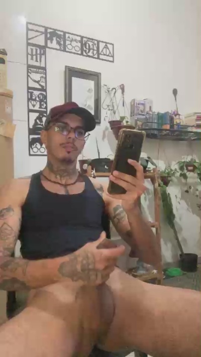 Klinger30 live cam on Cam4