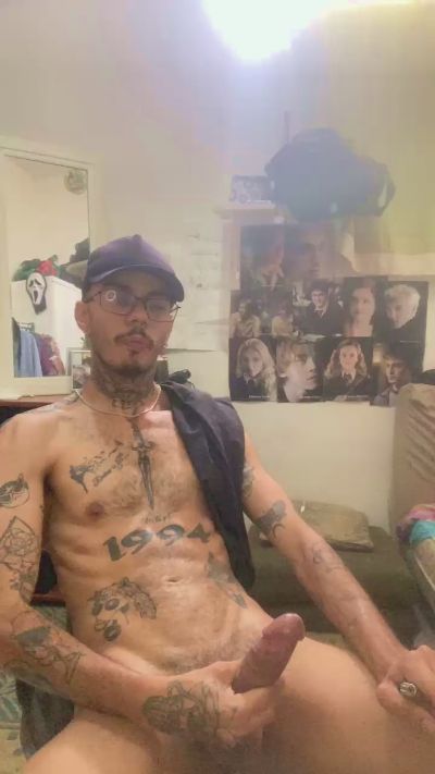 Klinger30 live cam on Cam4