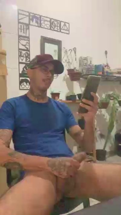 Klinger30 live cam on Cam4