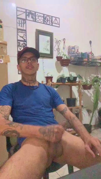 Klinger30 live cam on Cam4