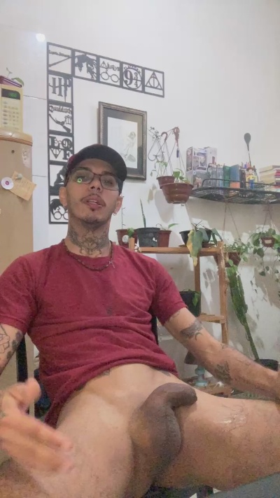 Klinger30 live cam on Cam4