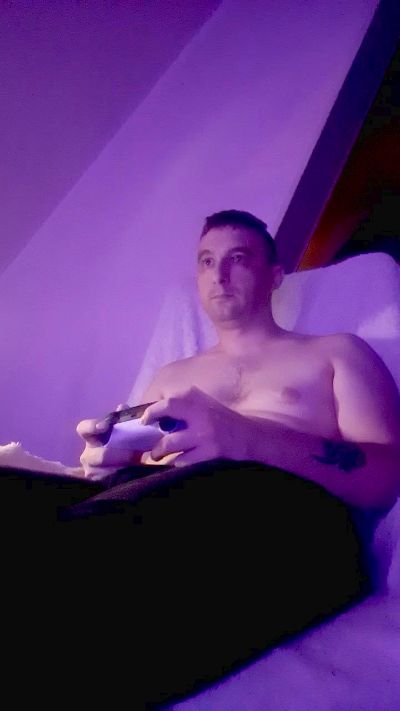 Knutberserker live cam on Cam4