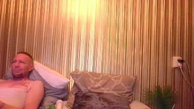 Koppeltje84 live cam on Cam4