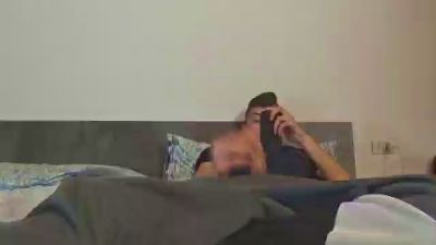 Kosmos30 live cam on Cam4