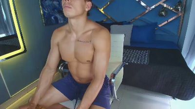 Kratos_FITT live cam on Cam4