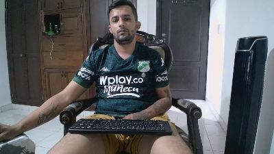 Kratoslatin live cam on Cam4