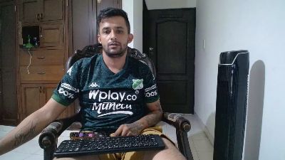 Kratoslatin live cam on Cam4
