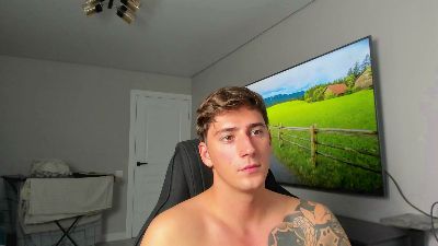 KrisHorten live cam on Cam4