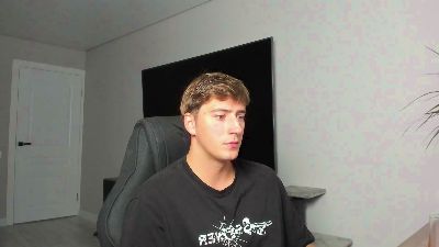 KrisHorten live cam on Cam4