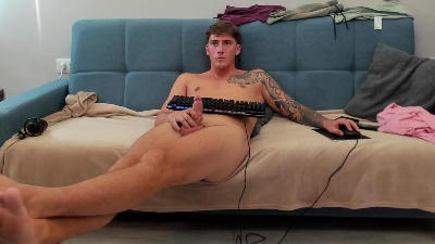 KrisHorten live cam on Cam4