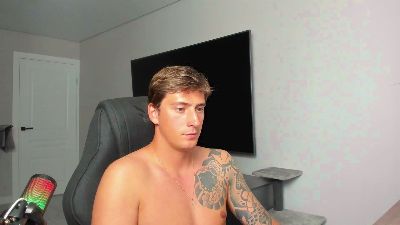 KrisHorten live cam on Cam4