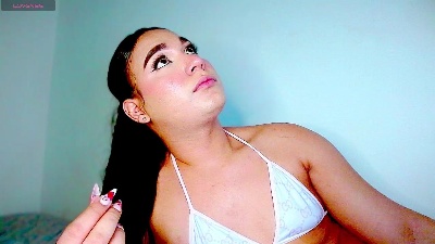 KrisWida22 live cam on Cam4