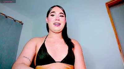 KrisWida22 live cam on Cam4