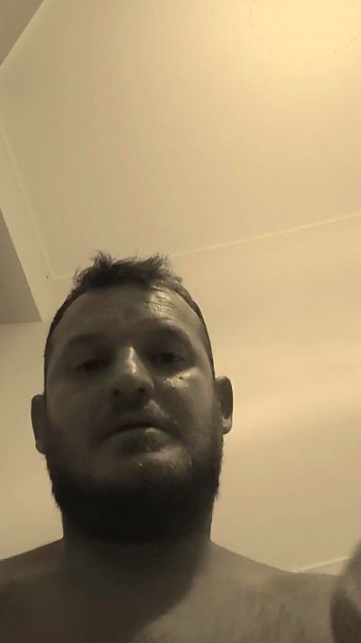 Krisaldo live cam on Cam4