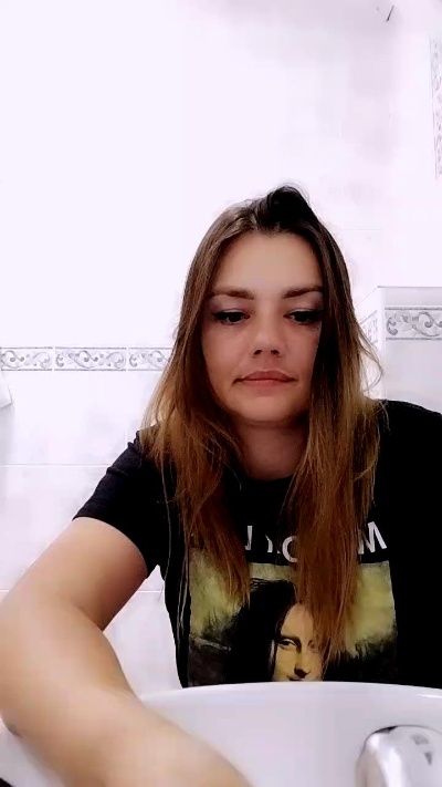 Kriss_Sexxi live cam on Cam4