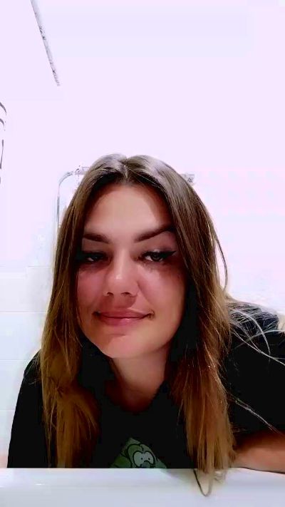 Kriss_Sexxi live cam on Cam4