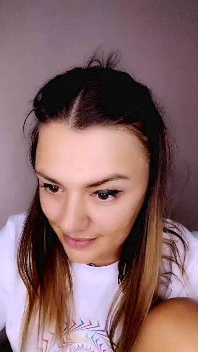 Kriss_Sexxi live cam on Cam4