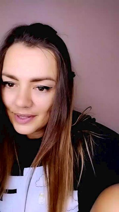 Kriss_Sexxi live cam on Cam4