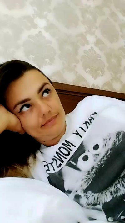 Kriss_Sexxi live cam on Cam4
