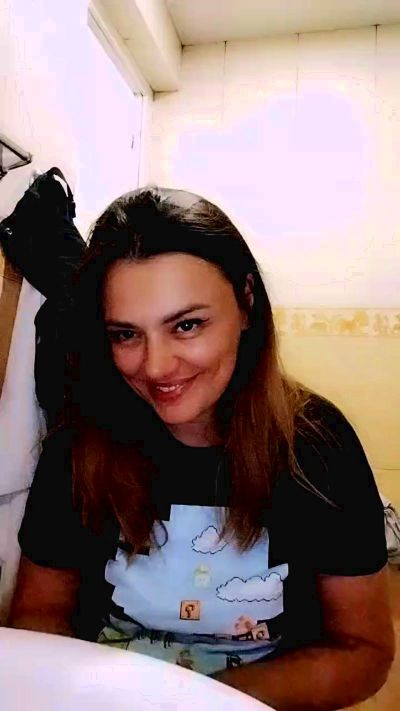 Kriss_Sexxi live cam on Cam4