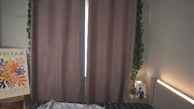 KrissyAkerson live cam on Cam4
