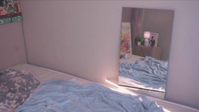 KrissyAkerson live cam on Cam4