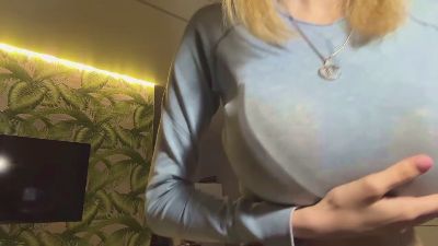 KristalUllman live cam on Cam4