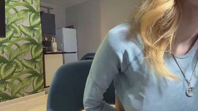 KristalUllman live cam on Cam4