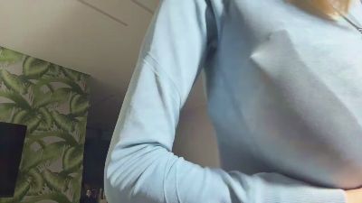 KristalUllman live cam on Cam4