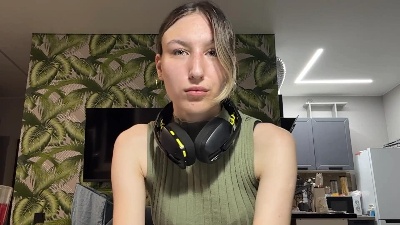 KristalUllman live cam on Cam4
