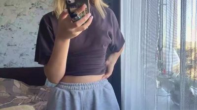 KristeenTippit live cam on Cam4