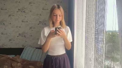 KristeenTippit live cam on Cam4