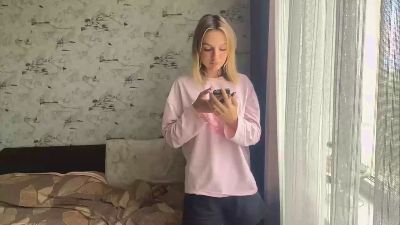 KristeenTippit live cam on Cam4