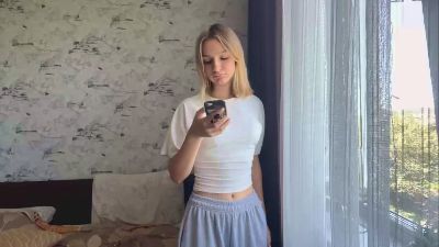 KristeenTippit live cam on Cam4