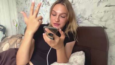 KristeenTippit live cam on Cam4