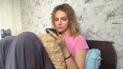 KristeenTippit live cam on Cam4