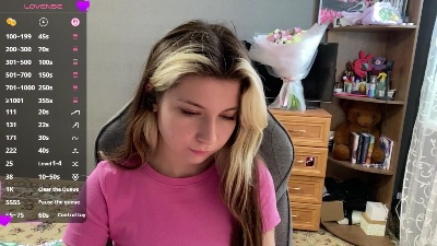 KristenHorwood live cam on Cam4