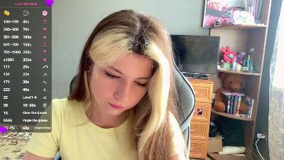 KristenHorwood live cam on Cam4