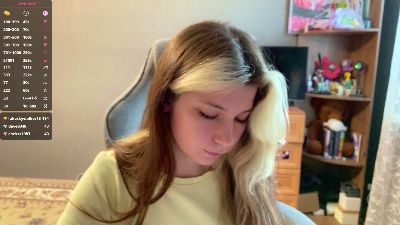 KristenHorwood live cam on Cam4
