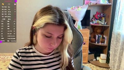 KristenHorwood live cam on Cam4