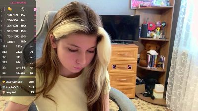 KristenHorwood live cam on Cam4